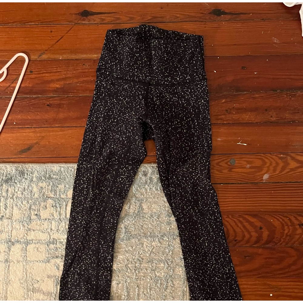 Lululemon Wunder Under Black and White Legging